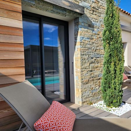 Villa Home Holiday A Cala Rossa Lecci Exterior photo