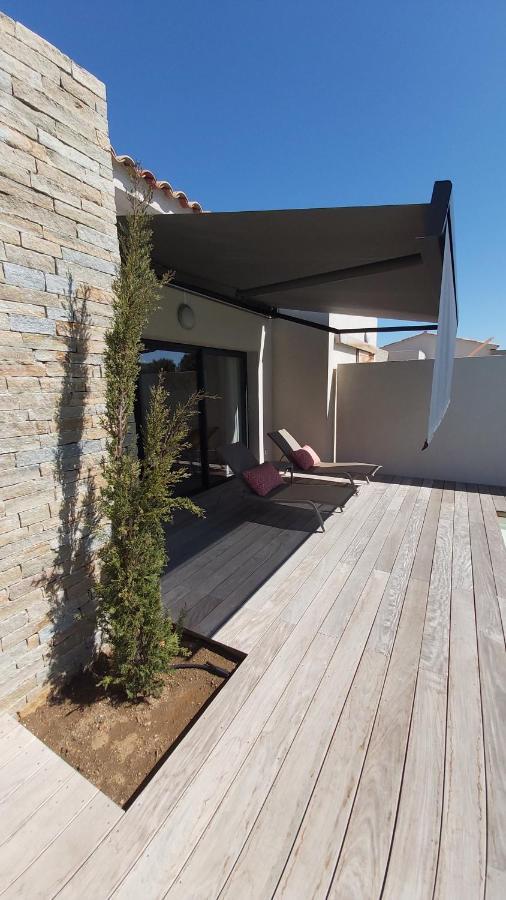Villa Home Holiday A Cala Rossa Lecci Exterior photo